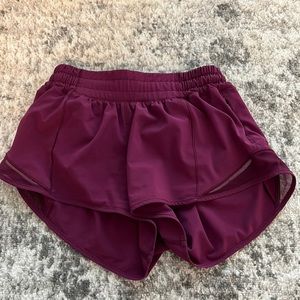 Magenta Lululemon Hotty Hot LR Shorts 2.5in, Size 4